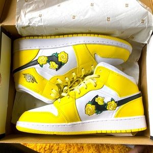 AIR JORDAN 1MID SE